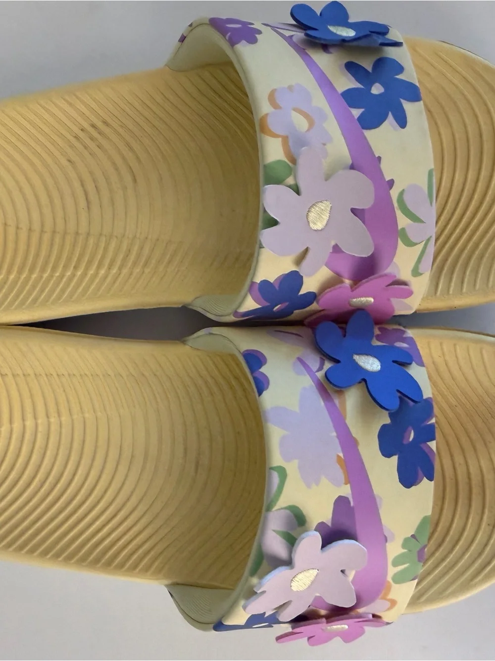 Nike kawa  Slide Sandals in Cream with Purple and Blue Floral Accents